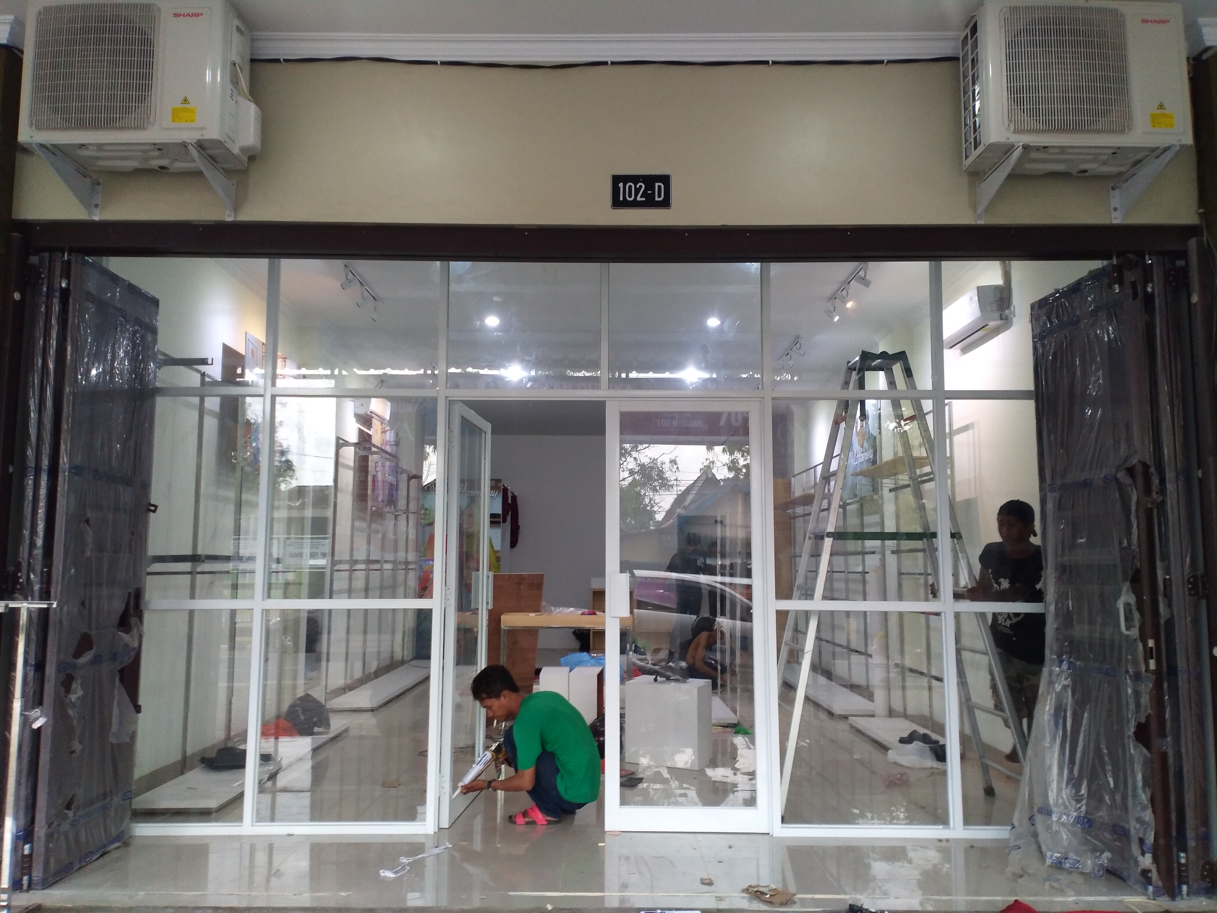 pintu alumunium pintu alumunium